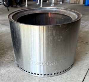 lot 38 image: Solo Outdoor Stove