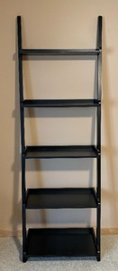 lot 10 image: Lovely Ladder Shelf