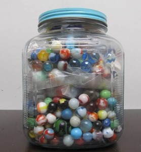 lot 8 image: Great Lot of Old Vintage Marble in LARGE Glass Jar