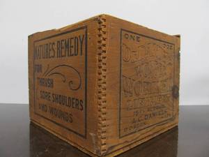 lot 57 image: Antique DR. DANIELS Wonder Worker Liniment Dovetailed Advertising Crate