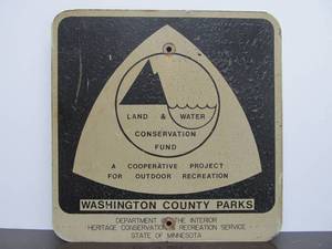 lot 74 image: Old Vintage Washington County Park Sign