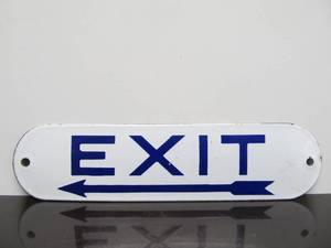 lot 5 image: Excellent Original 1930s era Porcelain EXIT Sign wArrow