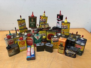 lot 203 image: LARGE Lot of Small Oiler Cans 