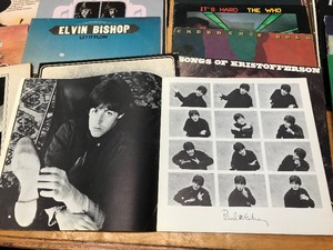 lot 211 image: Lot of Vintage Vinyl Records