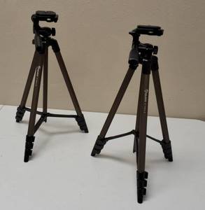 lot 36 image: Vintage Camcorders  (2) JVC Camcorders & (2) Enduarax Camera Stands