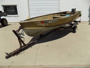 1962 Crestliner Evinrude 15hp Motor & Sparton Trailer Package