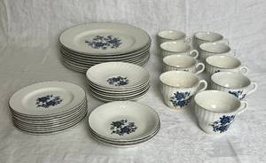 lot 43 image: Wedgewood Royal Blue China Set