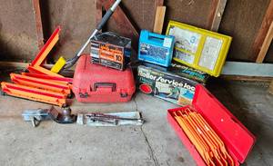 lot 109 image: Car Care Lot - 1 12 ton Jack, Test & Tune Up Set, Tire Chains, Battery Charger