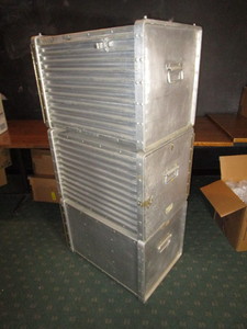 lot 40 image: (3) Alum Catering Boxes 19x19x27