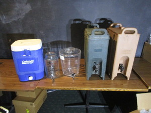 lot 41 image: Beverage Dispensers