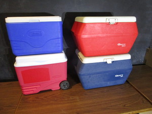 lot 45 image: Coolers