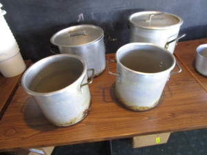 lot 104 image: Alum Pots