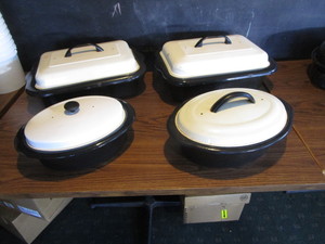 lot 106 image: Roaster Pans