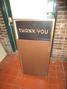 lot 127 image: Trash Can 20x20x44