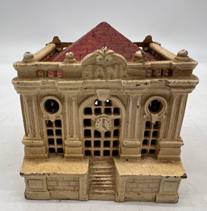 lot 28 image: Antique US Treasury Still Bank GREY IRON CASTING COMPANY