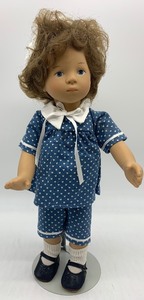 lot 139 image: VINTAGE Adorable Jonathan Gotz Doll