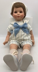 lot 143 image: VINTAGE Susan Wakeen Jason Doll