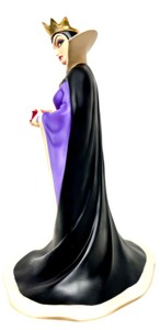 lot 116 image: WDCC Disney Classics SNOW WHITE AND THE SEVEN DWARFS WHITE QUEEN Bring Back Her Heart Collectable Figurine with COA & Box.