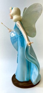 lot 120 image: WDCC Disney Classics PINOCCHIO THE BLUE FAIRY Making Dreams Come True 1997 Collectable Figurine with COA & Box