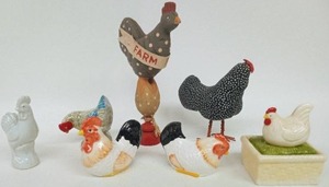 lot 165 image: Vintage Collection of CHICKENS in Various Materials Wood, Ceramic, Plush & Pottery