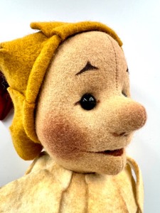 lot 270 image: 1999 PATTY GOHMAN - PAST AND PRESENTS - Reproduction JASPER Doll