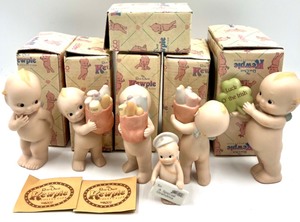 lot 287 image: 1990s ENESCO CORPORATION - THE ROSE ONEILL KEWPIE COLLECTION Dolls including Grandmas Special Package - Qty 6