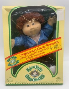 lot 41 image: Vintage CABBAGE PATCH - JESMAR Doll - German - MIB - Dark Brown Fuzzy Hair with Brown Eyes - Rare Outfit - #3 HM