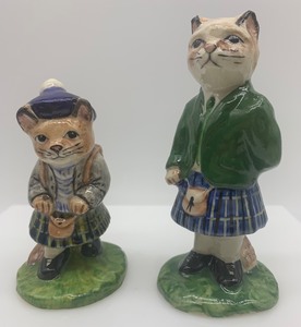 lot 53 image: VINTAGE Pair of Cat Figurines - LOCH LOMOND - Scotland