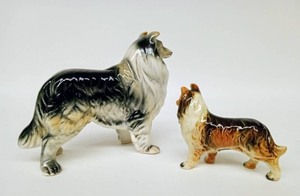 lot 301 image: Vintage Pair of Porcelain Collie Dog Figurines - Japan
