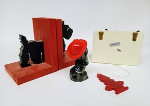 lot 308 image: Vintage Scotty Dog Fun including Japan Figurine