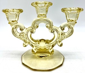 lot 329 image: Vintage Uranium 1930s CAMBRIDGE APPLE BLOSSOM Yellow Glass Keyhole Candelabra & HAZEL-ATLAS Diamond Arches Green Glass Bowls
