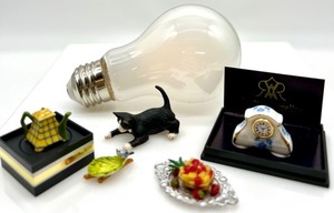 lot 324 image: Fancy Vintage Artisan Dollhouse Miniature - Tea Pot, Cat, REUTTER PORCELAIN GERMANY Clock, Bird Candy Dish and Pineapple Dessert On Platter - Some are Signed