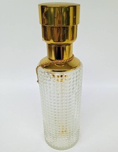 lot 331 image: Vintage Rye Push-Button Glass Decanter Barware