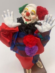 lot 193 image: Vintage SIMPICH Character Doll Clown LE