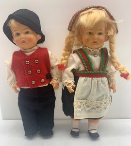 lot 177 image: ViNTAGE Pair Celluloid German Minerva Girl and Boy Doll