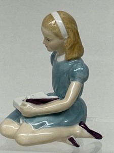 lot 174 image: Vintage ROYAL DOULTAN Alice Porcelain Figurine Reading a Book