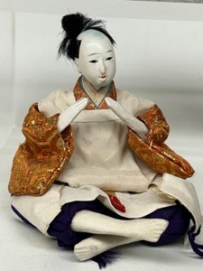 lot 214 image: Antique Seated JAPANESE Taisho HINA Dolls Early 19th Century Gofun Faces - Qty 4
