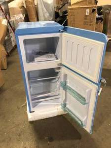 lot 18 image: JEREMY CASS 3.5 cu. ft. Retro Refrigerator Mini Fridge with Freezer, 2-Doors and Adjustable Mechanical Thermostat in Blue   Customer Returns See Pictures