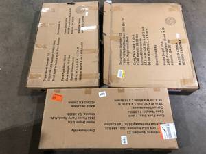 lot 44 image: Lot of Assorted Garage Items Various Models and Conditions Customer Returns See Pictures