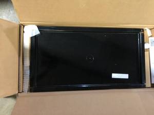 lot 47 image: Husky 28 inch Wall Cabinet (32 in. W X 15.3 in. L X 14 in.  H) in Black  Customer Returns See Pictures