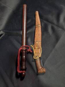 lot 317 image: Vintage Wooden Handle Curved Knife with Sheath and Wooden Club