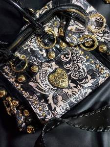 lot 333 image: Lot of 3 Stylish Womens Handbags - Various Designs and Colors