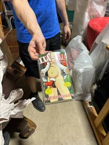 lot 520 image: Large Lot of Assorted Music CDs - Various Artists and Genres