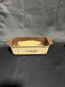 lot 521 image: Lot of Assorted Baking Pans and Trays