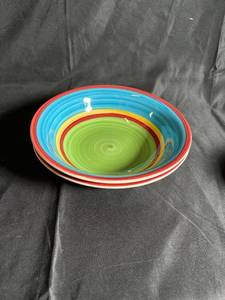 lot 542 image: Assorted Colorful Dinnerware Set - Bowls, Plates, and Mug