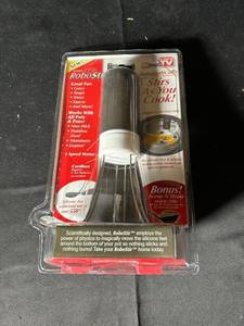 lot 557 image: Automatic RoboStir Cordless Stirring Tool