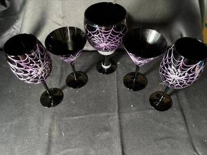 lot 558 image: Set of 5 Black Goblets with Purple Spiderweb Design