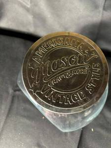 lot 562 image: Americana Mason Craft & More Vintage Style Glass Jar