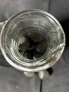lot 572 image: Decorative Clear Glass Vase with River Rocks
