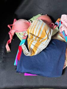 lot 574 image: Assorted Womens Clothing Lot